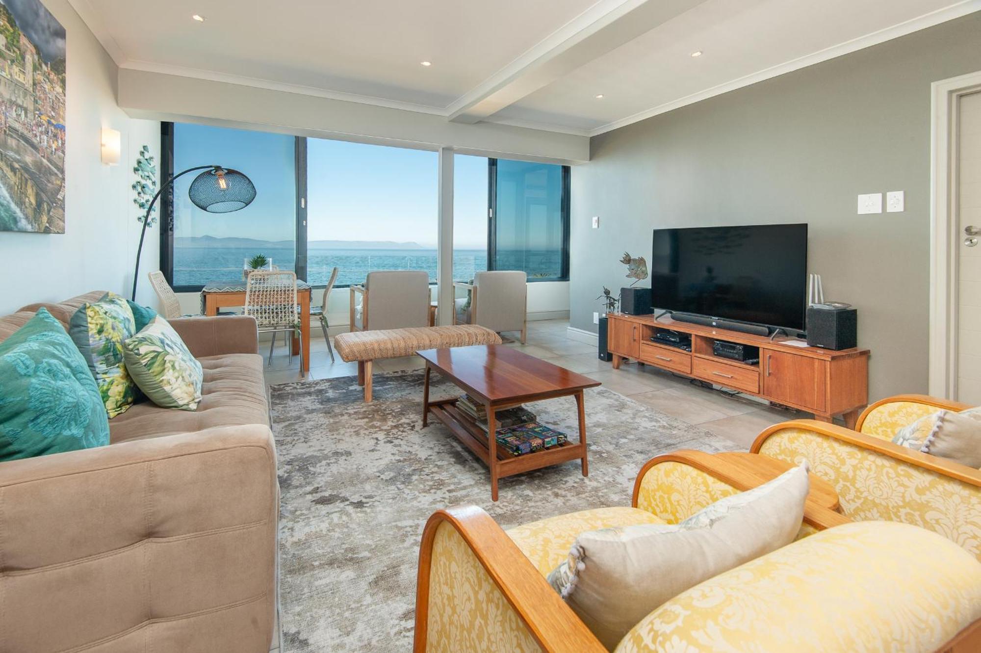 Walker Bay Luxury Seafront Apartment Hermanus Exterior foto