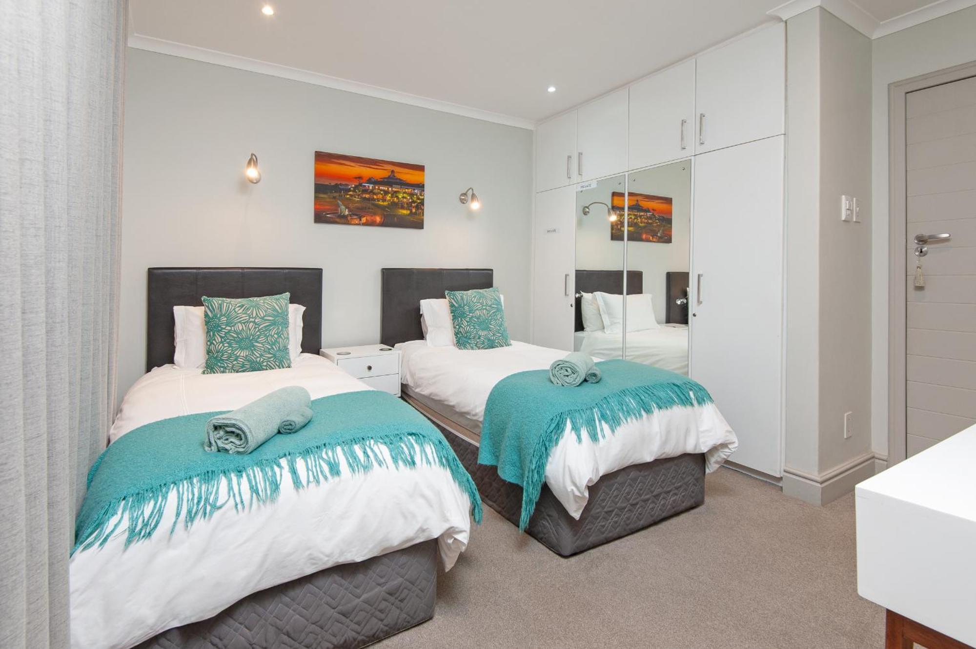 Walker Bay Luxury Seafront Apartment Hermanus Exterior foto